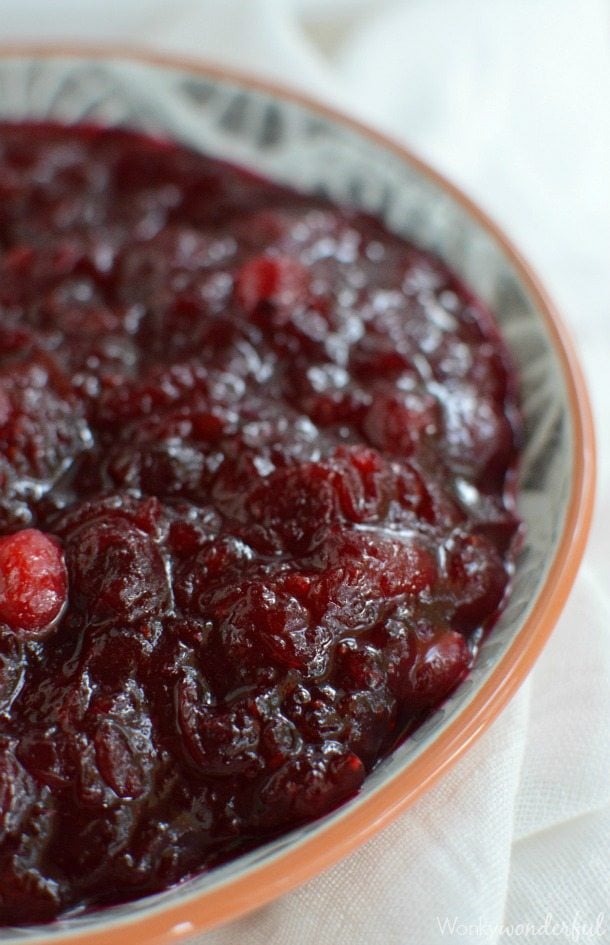 Thanksgiving Cranberry Sauce Recipe - WonkyWonderful