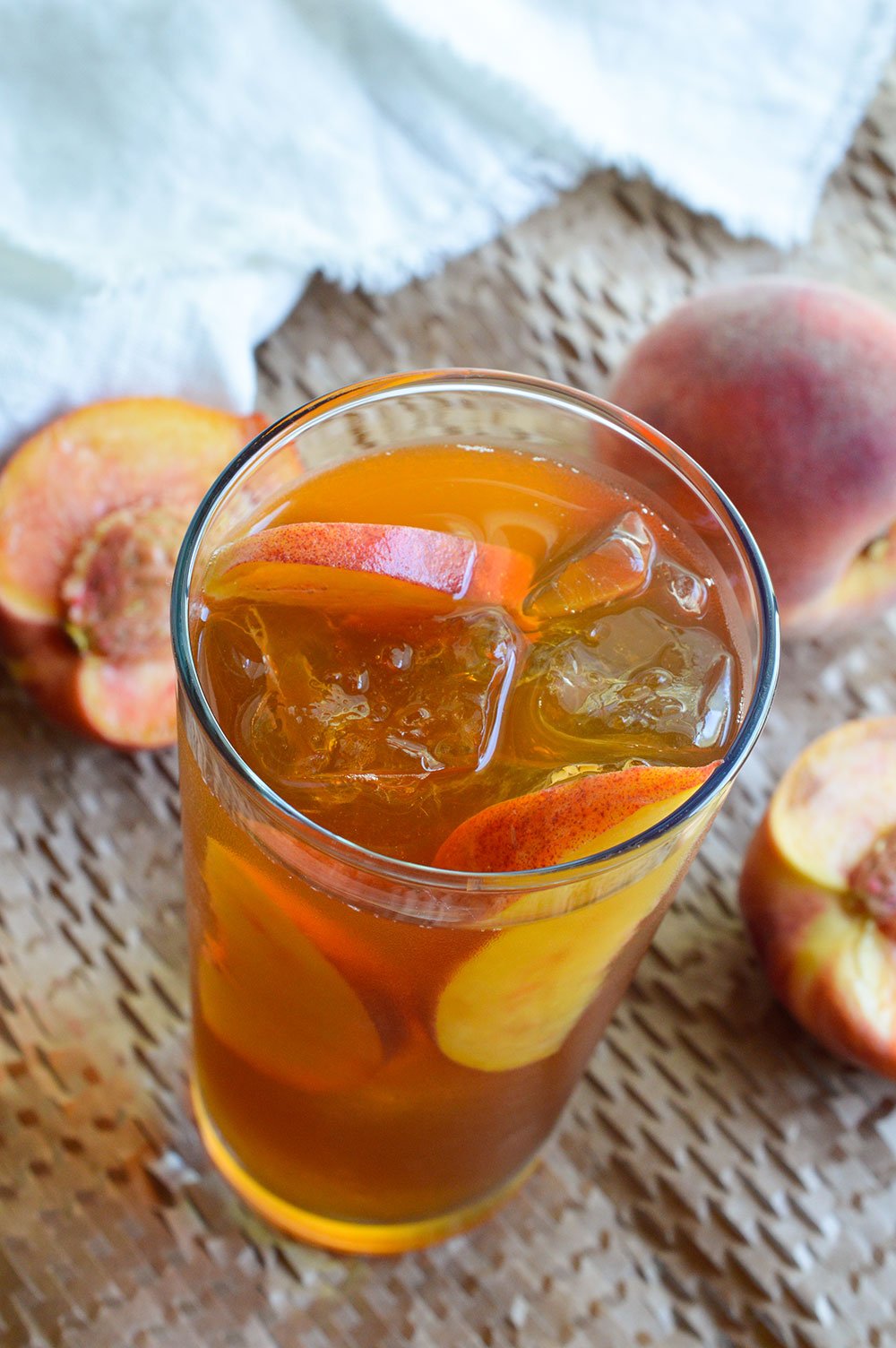 Peach Iced Tea Recipe - WonkyWonderful