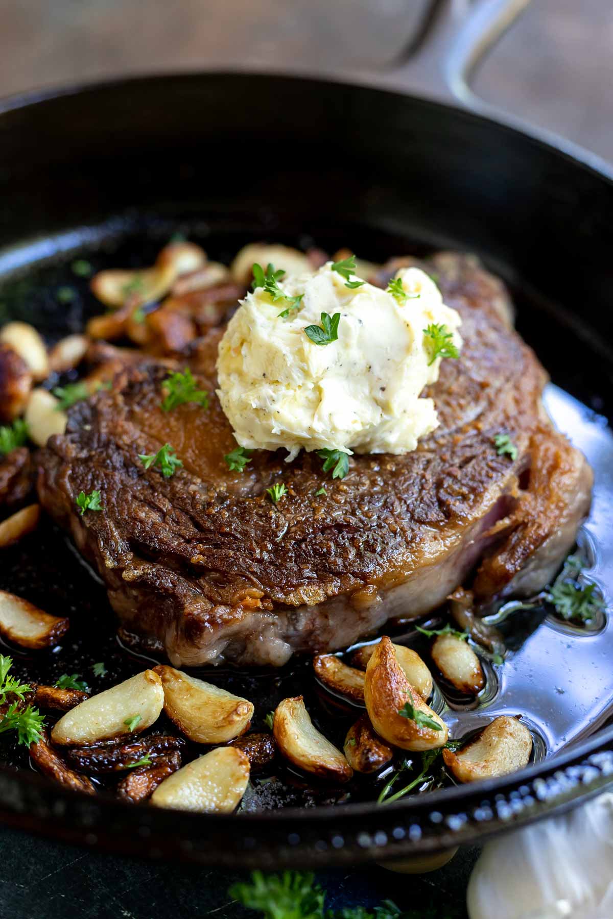 CAST IRON RIBEYE STEAK GARLIC BUTTER WonkyWonderful