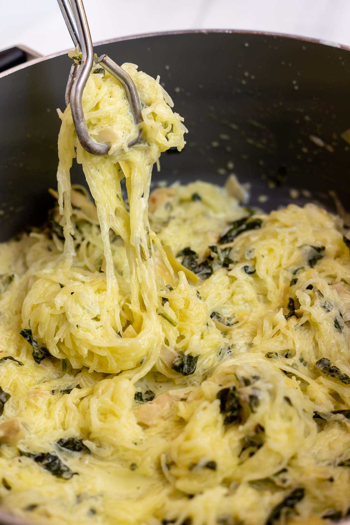 SPINACH ARTICHOKE SPAGHETTI SQUASH ALFREDO - WonkyWonderful