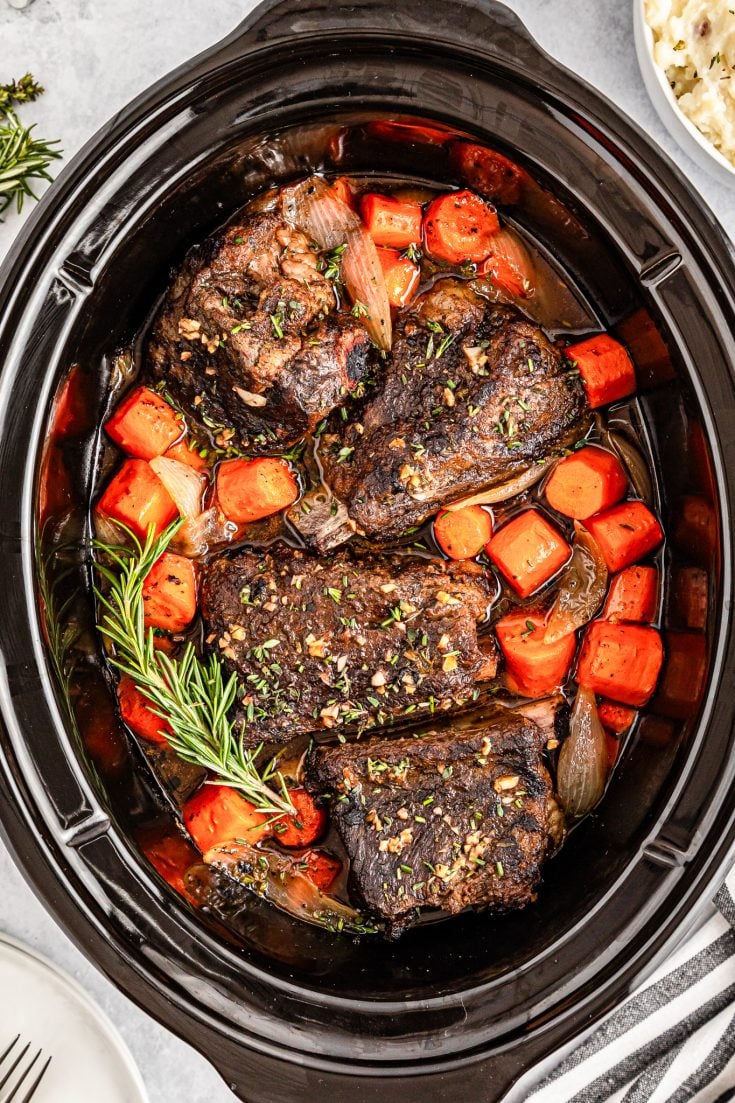 SLOW COOKER SHORT RIBS + WonkyWonderful
