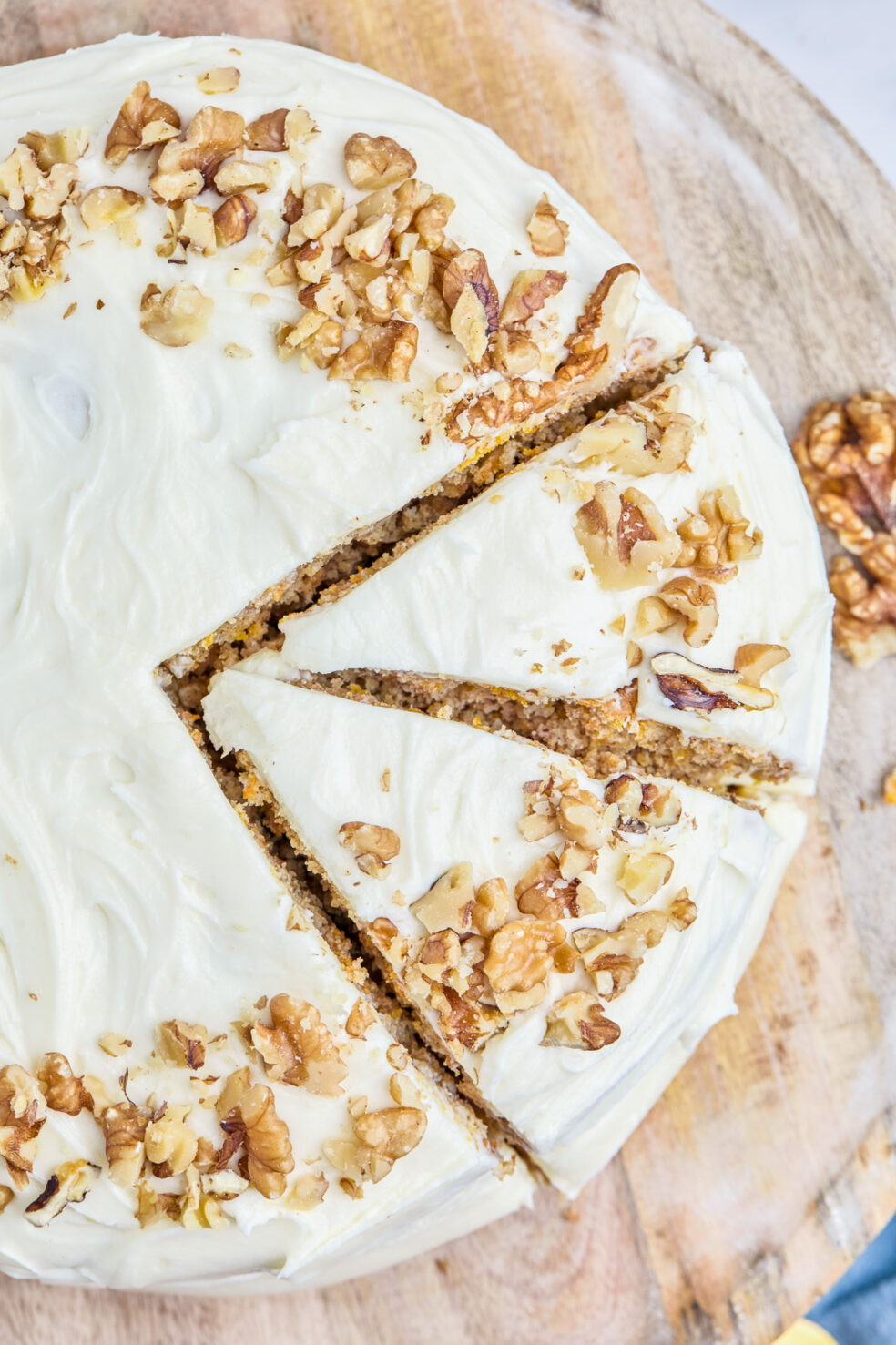 sliced carrot cake